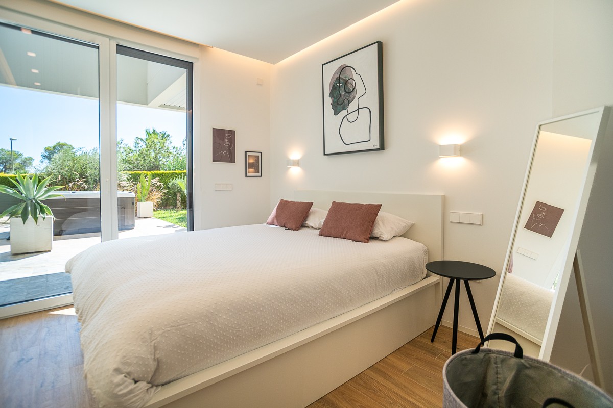 Apartment for sale in Las Colinas Golf, Alicante, Spain
