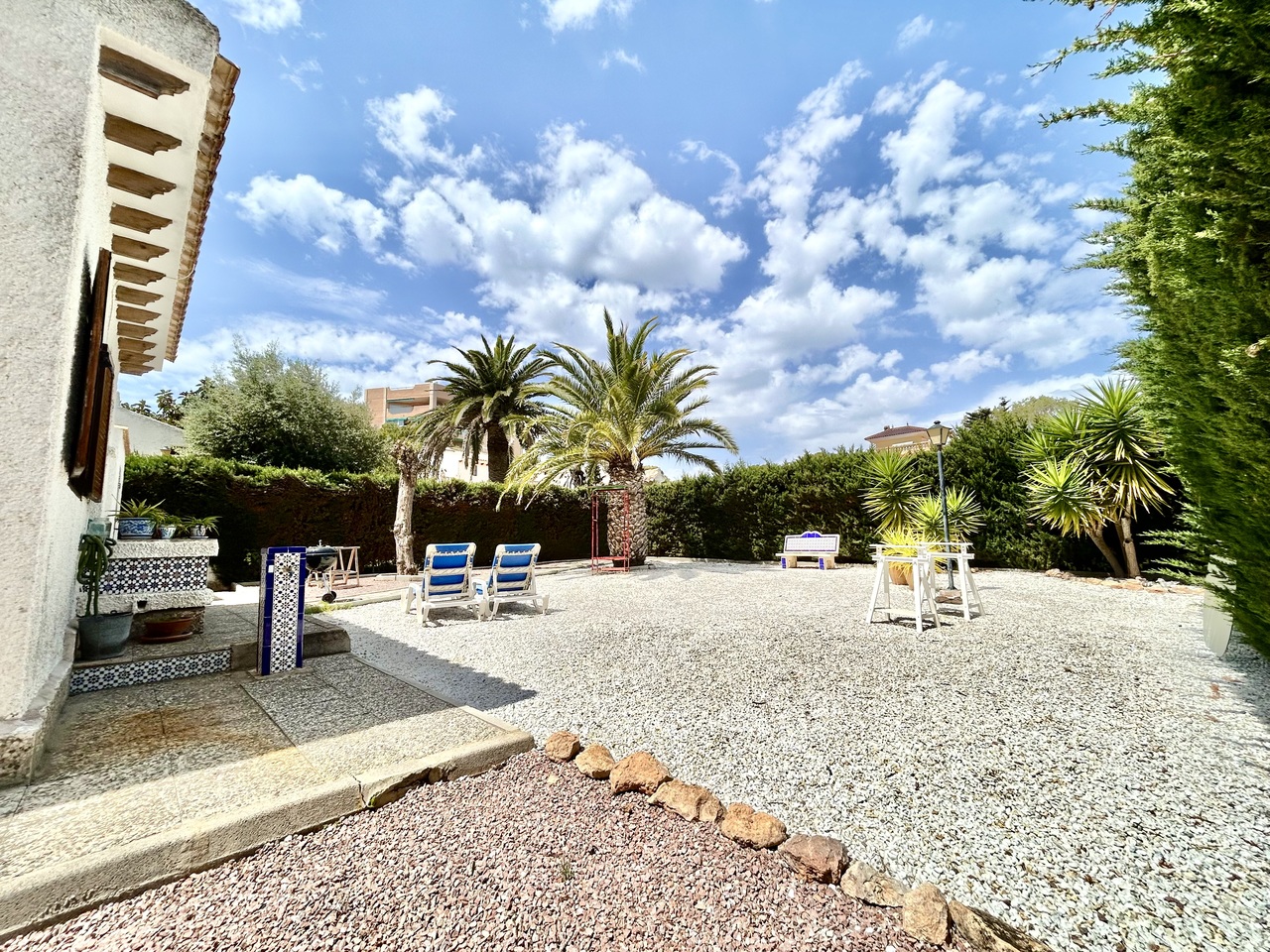 Villa en venta en La Zenia