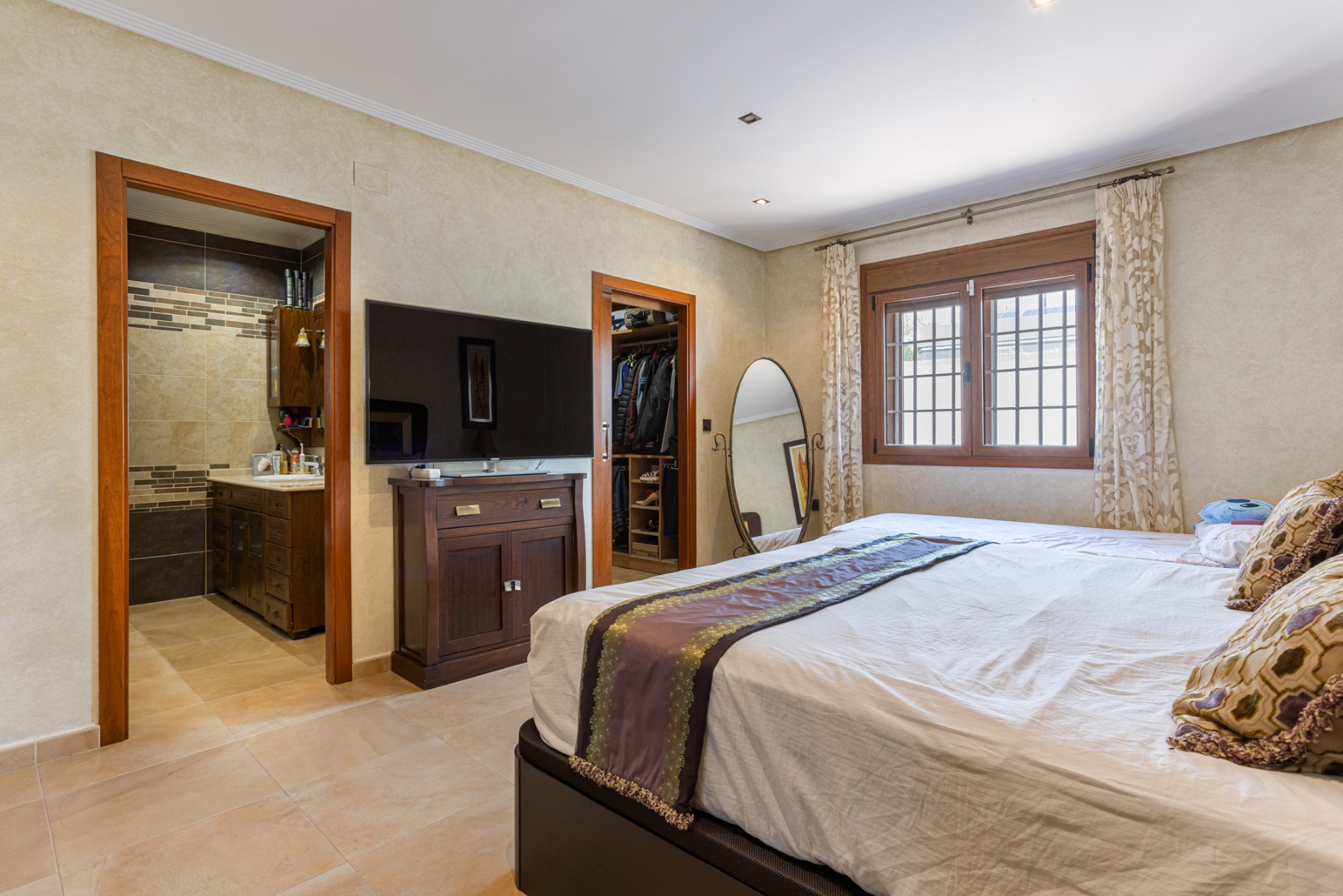 Villa for sale in Los Montesinos, Alicante, Spain