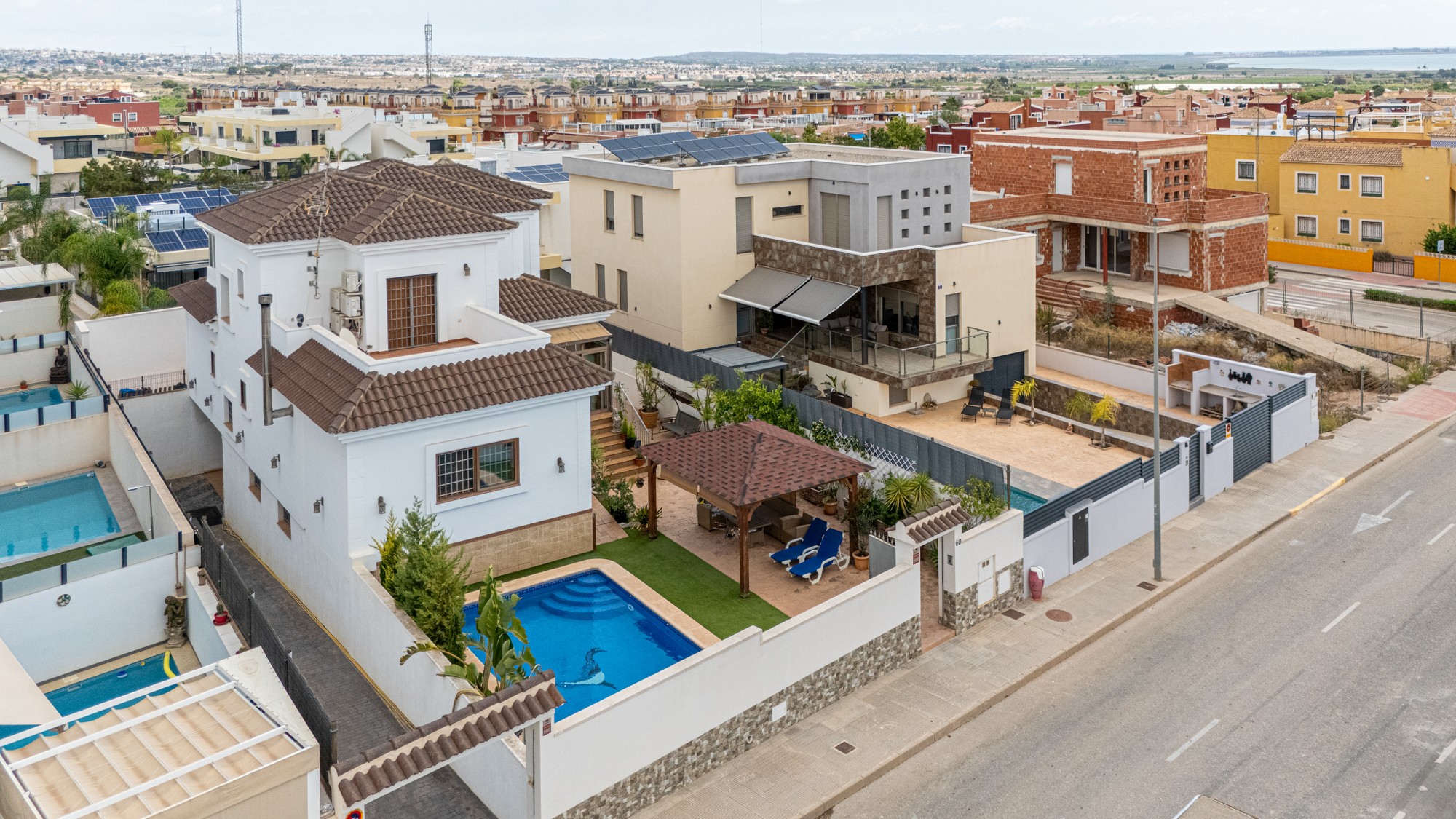 Villa for sale in Los Montesinos, Alicante, Spain