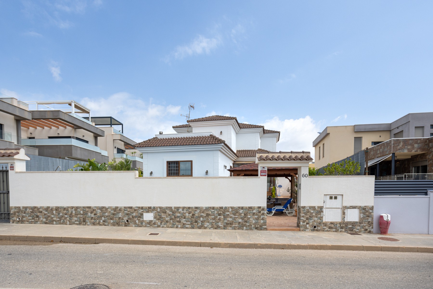 Villa for sale in Los Montesinos, Alicante, Spain
