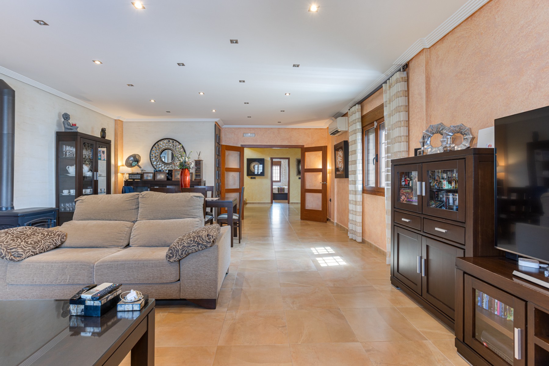 Villa for sale in Los Montesinos, Alicante, Spain