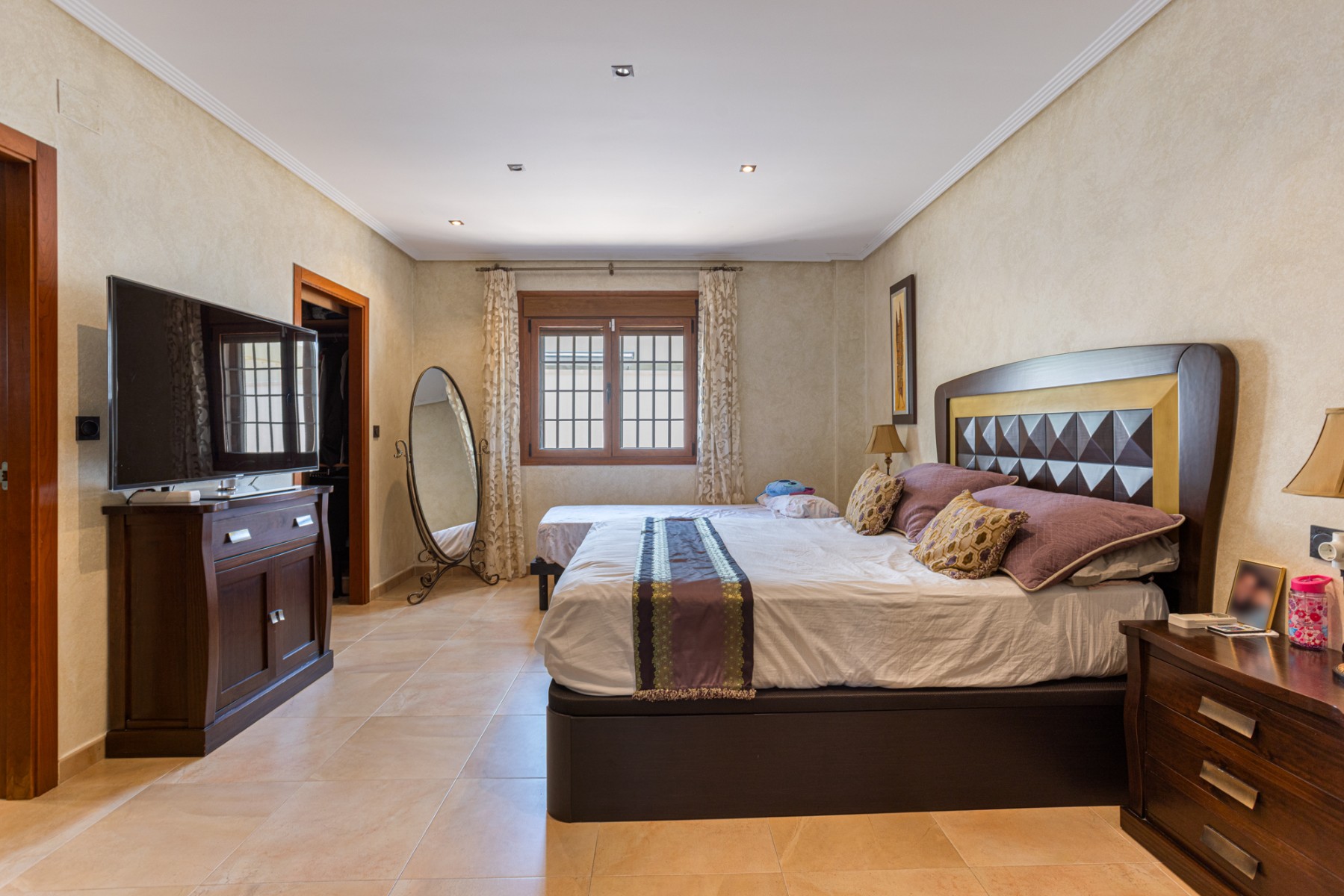 Villa for sale in Los Montesinos, Alicante, Spain