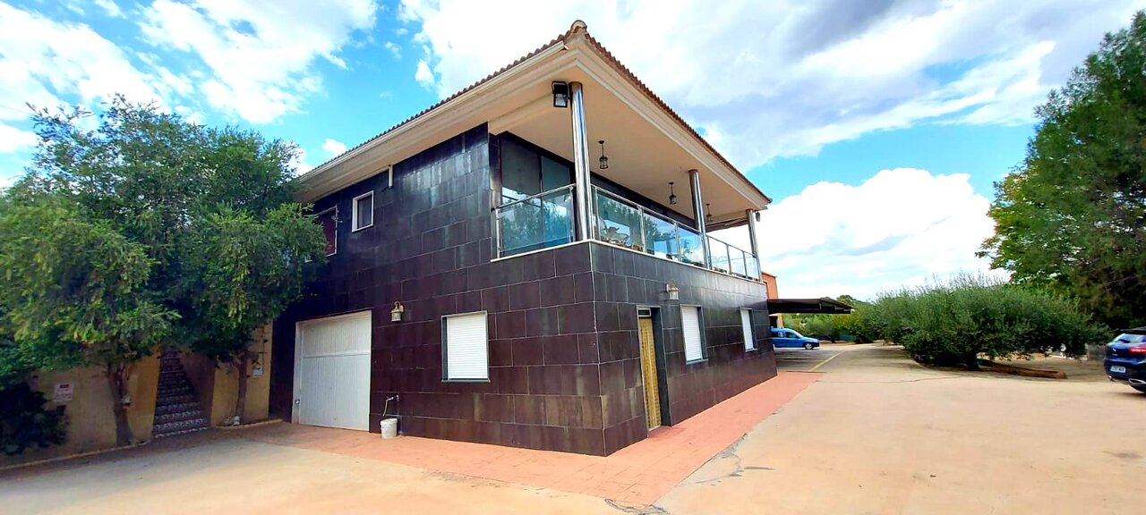 Villa for sale in Calasparra, Murcia, Spain