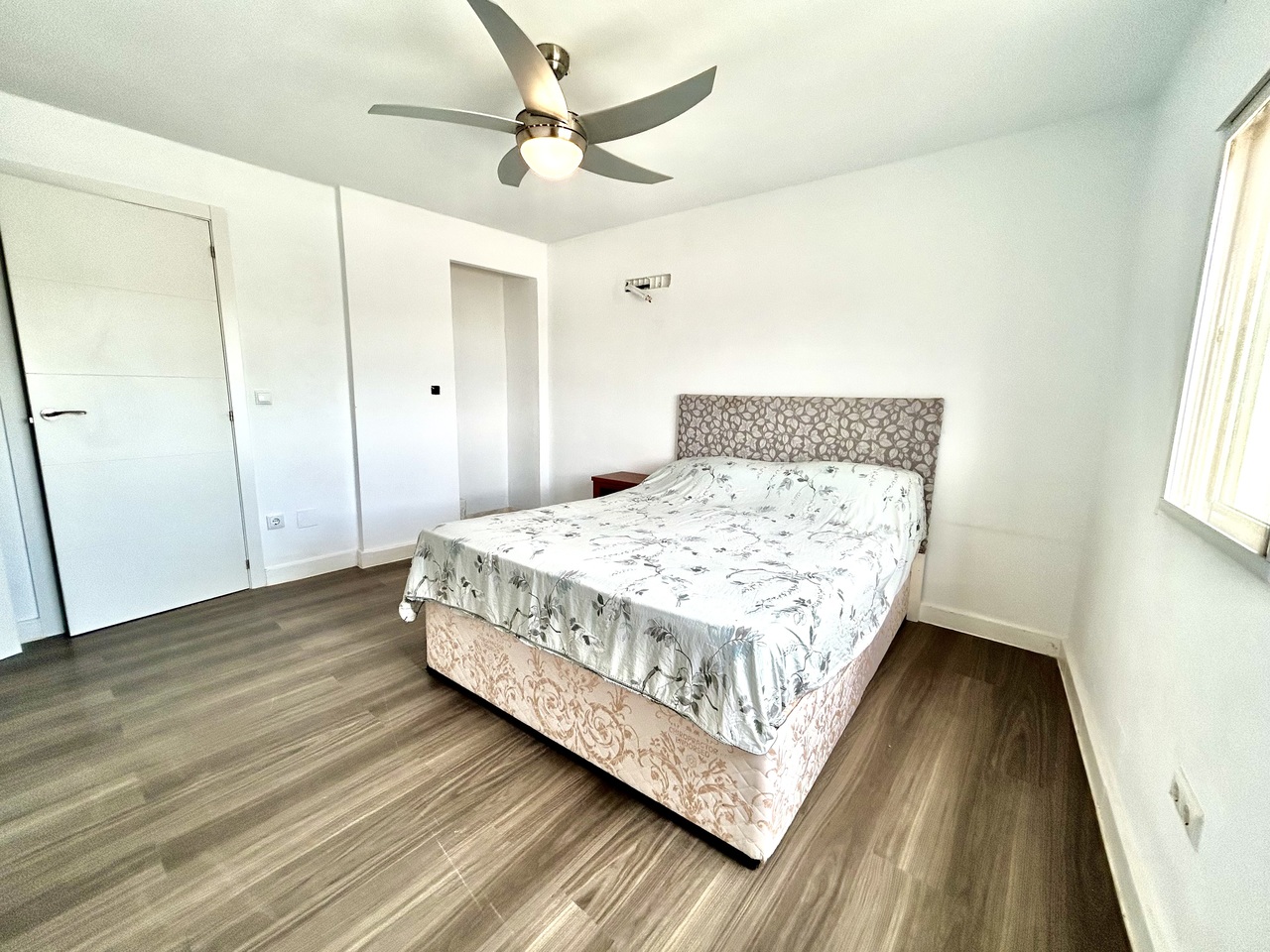 Villa for sale in Los Montesinos, Alicante, Spain