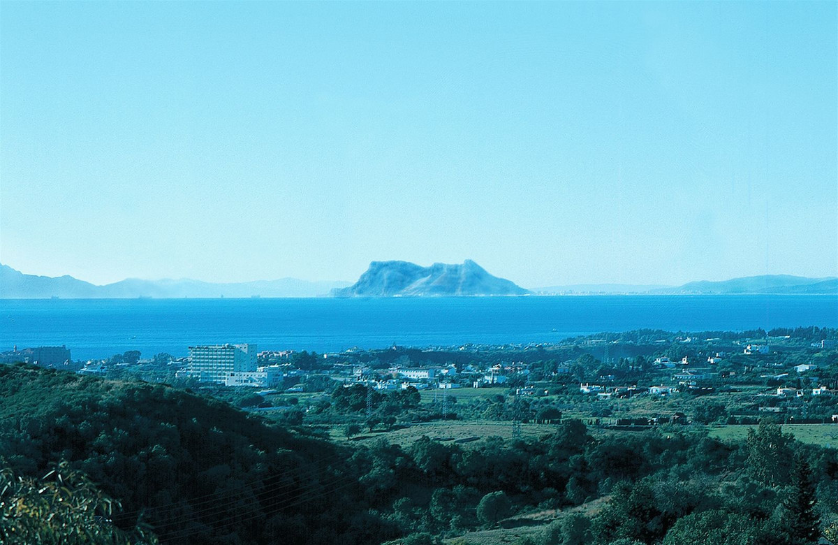 Finca for sale in New Golden Mile, Málaga, Spain