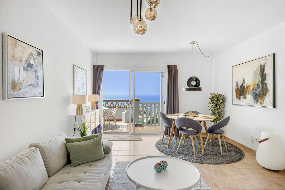 Penthouse for sale in El Higueron, Málaga, Spain