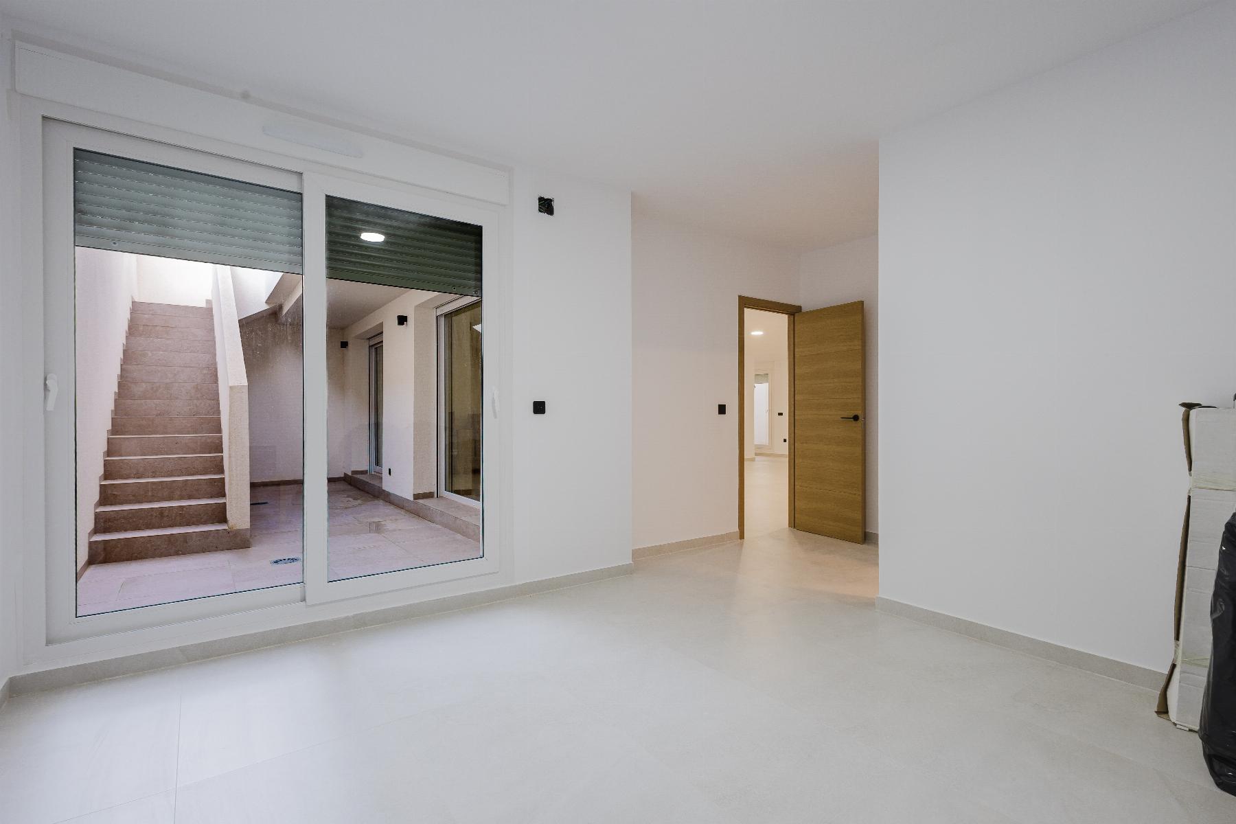 Villa en venta en Algorfa