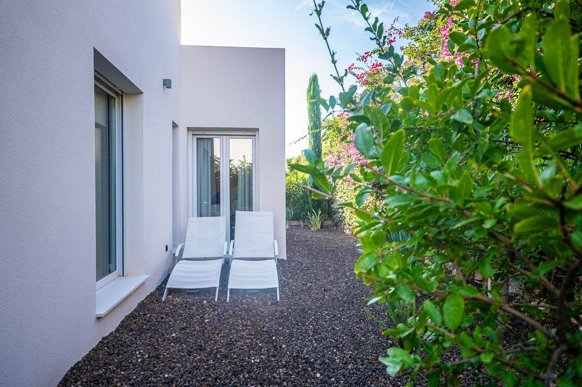 Villa en venta en Algorfa