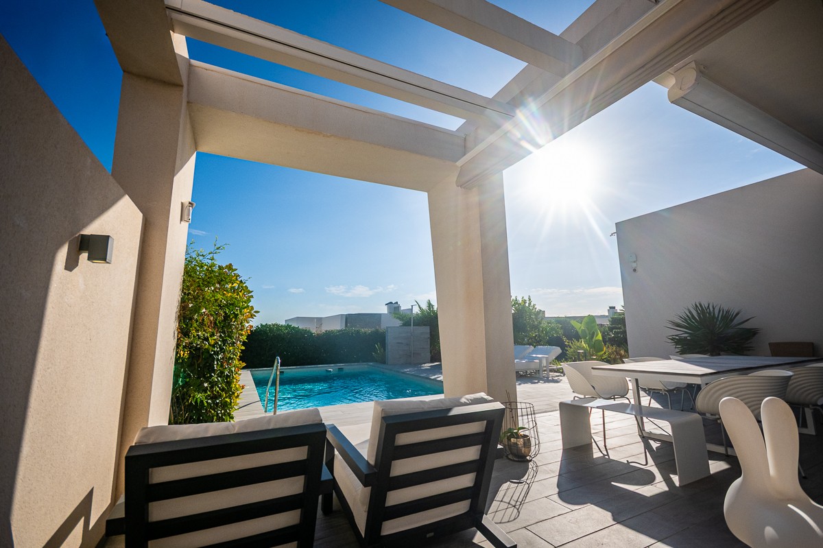 Villa en venta en Algorfa