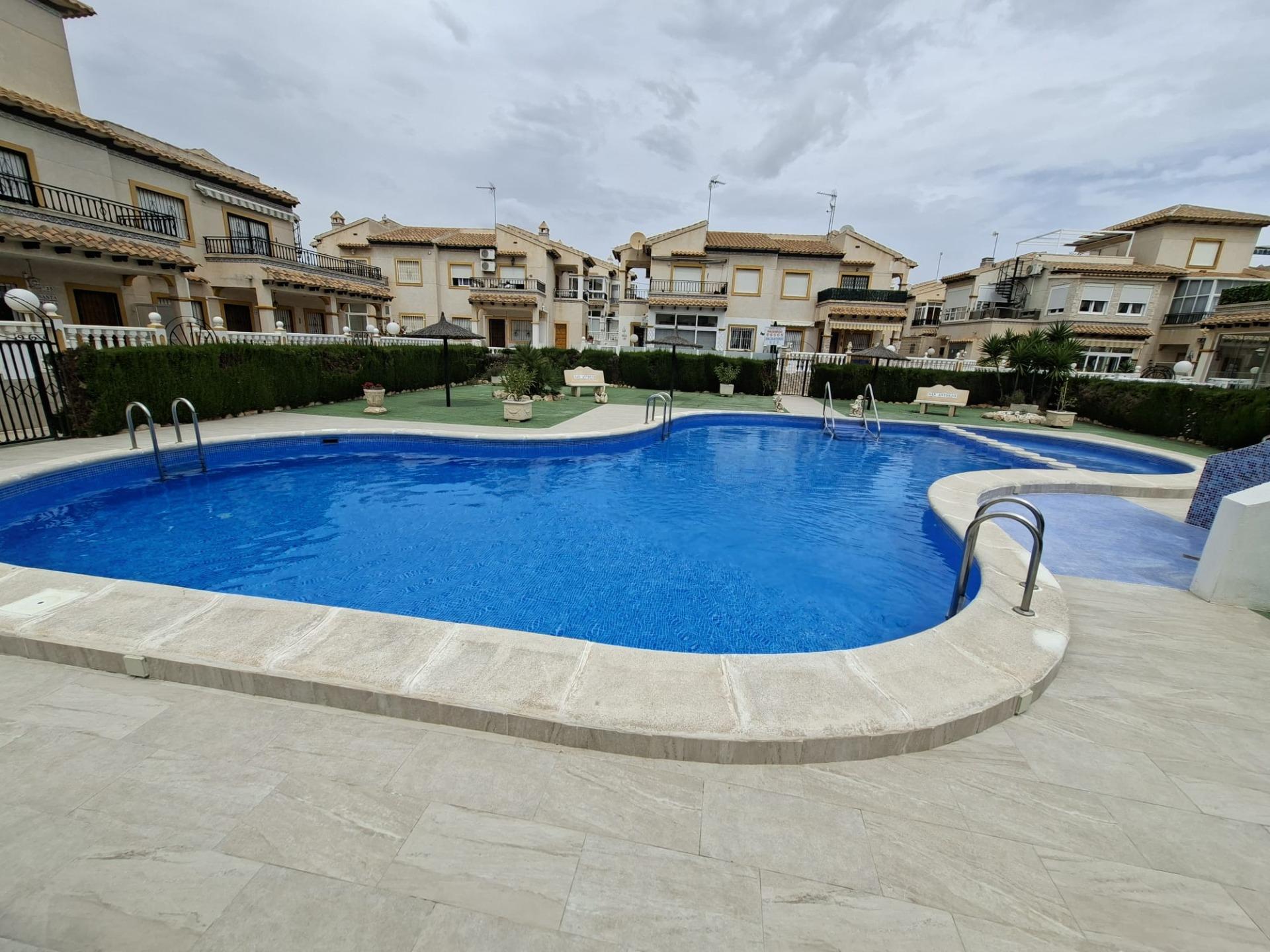 Bungalow en venta en Orihuela Costa