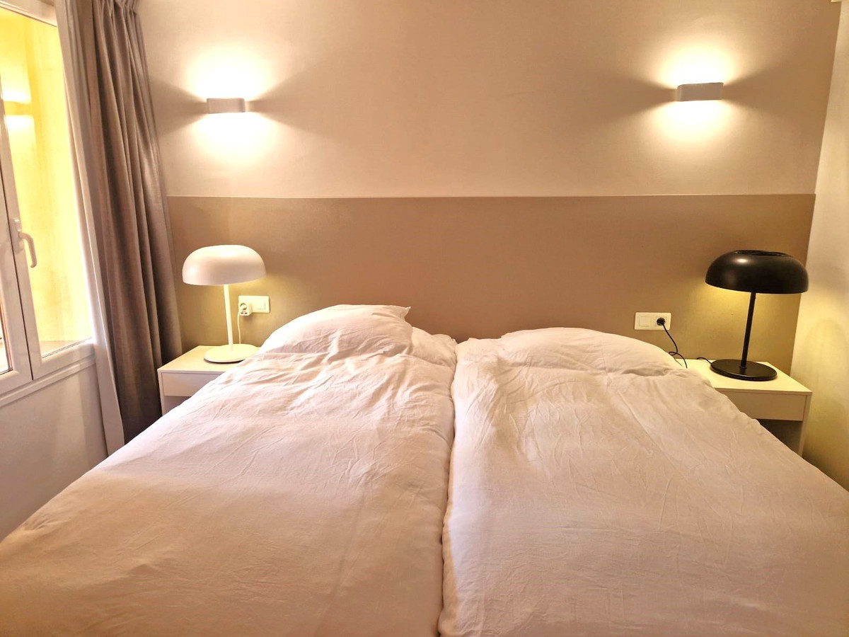 Apartment for sale in Elviria, Málaga, Spain