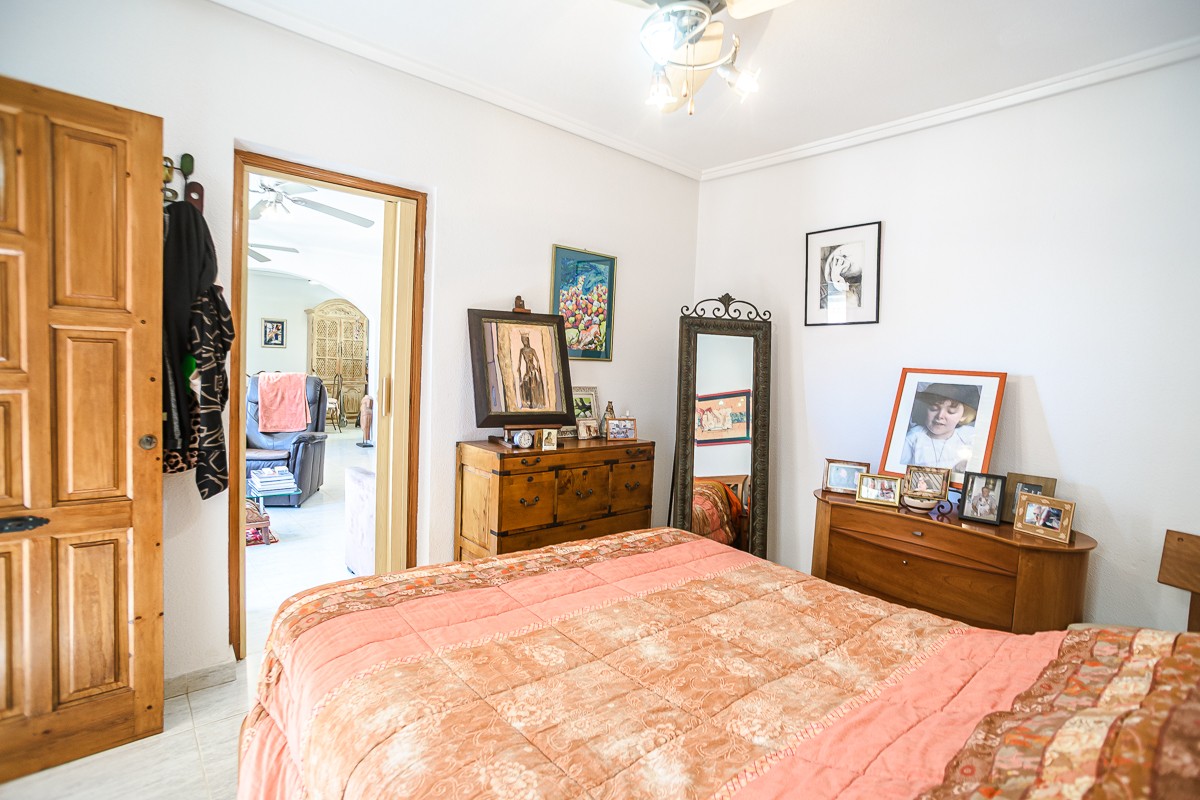 Apartment for sale in Alicante, Alicante, Spain