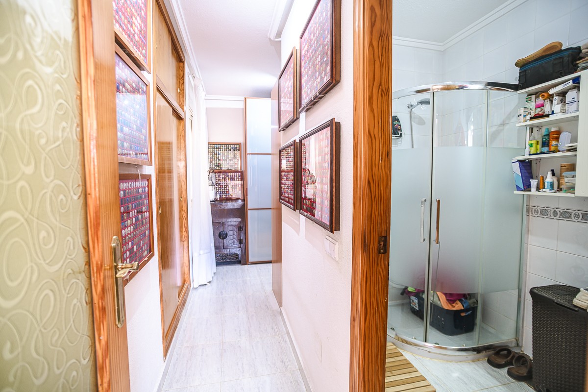 Apartment for sale in Alicante, Alicante, Spain