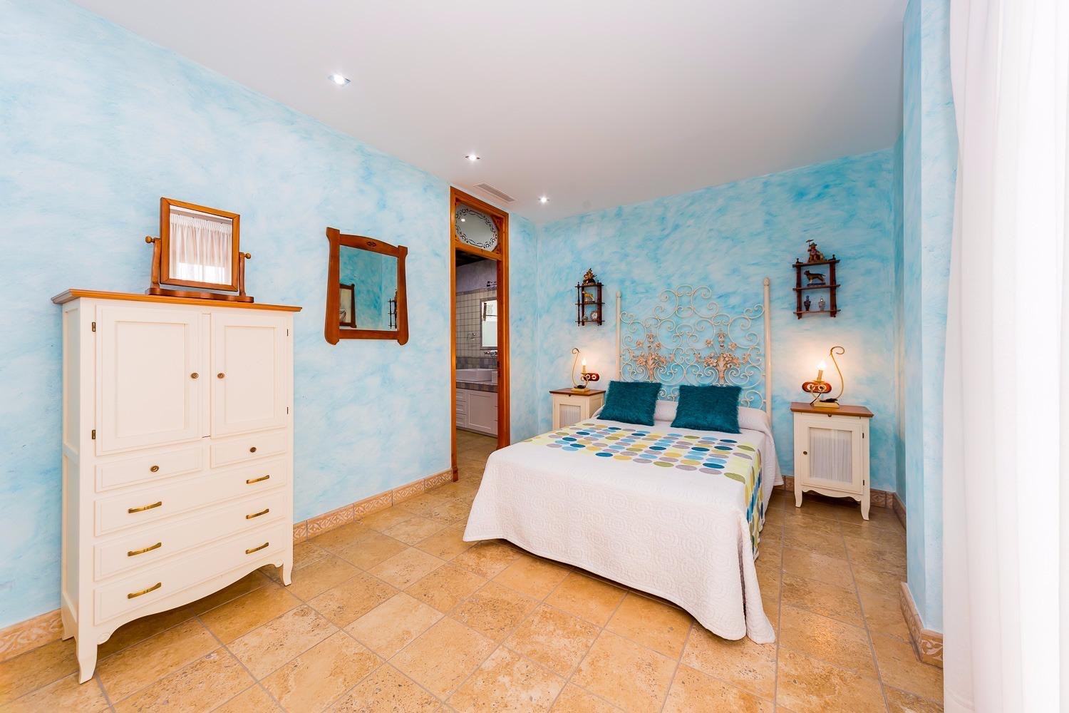Country House for sale in Almoradi, Alicante, Spain