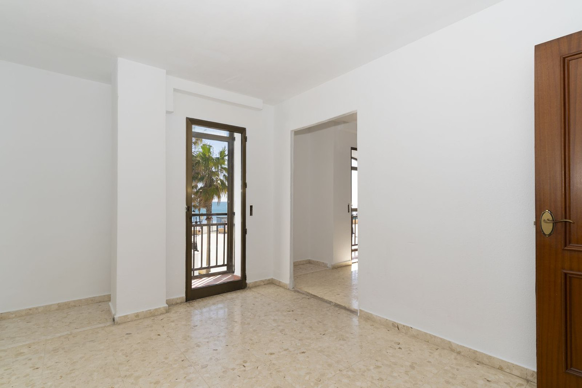 Piso en venta en San Luis De Sabinillas