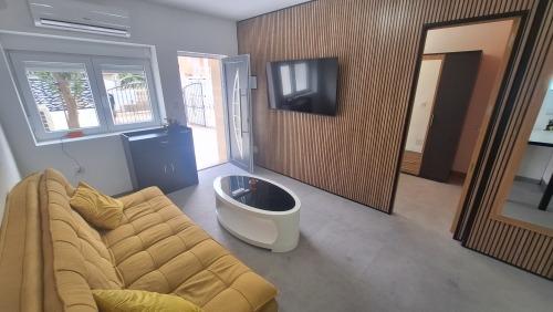 Bungalow for sale in Lo Pagan, Murcia, Spain