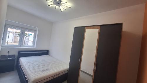 Bungalow for sale in Lo Pagan, Murcia, Spain