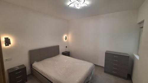 Bungalow for sale in Lo Pagan, Murcia, Spain