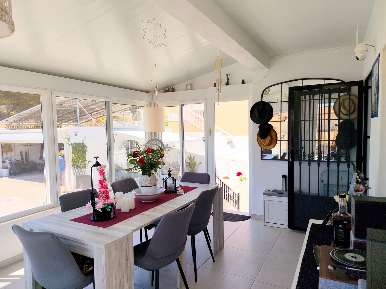 Villa en venta en San Miguel Vistabella Golf