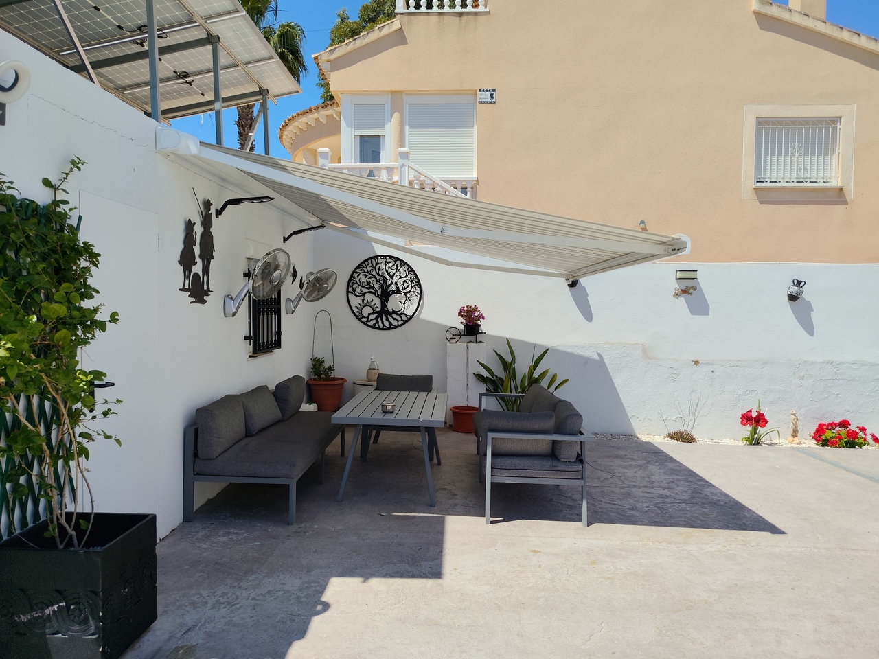 Villa en venta en San Miguel Vistabella Golf