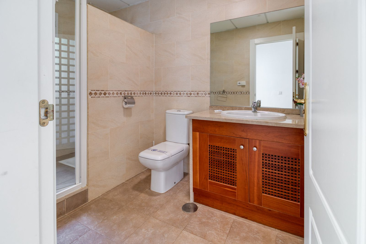 Villa for sale in Lauro Golf, Málaga, Spain
