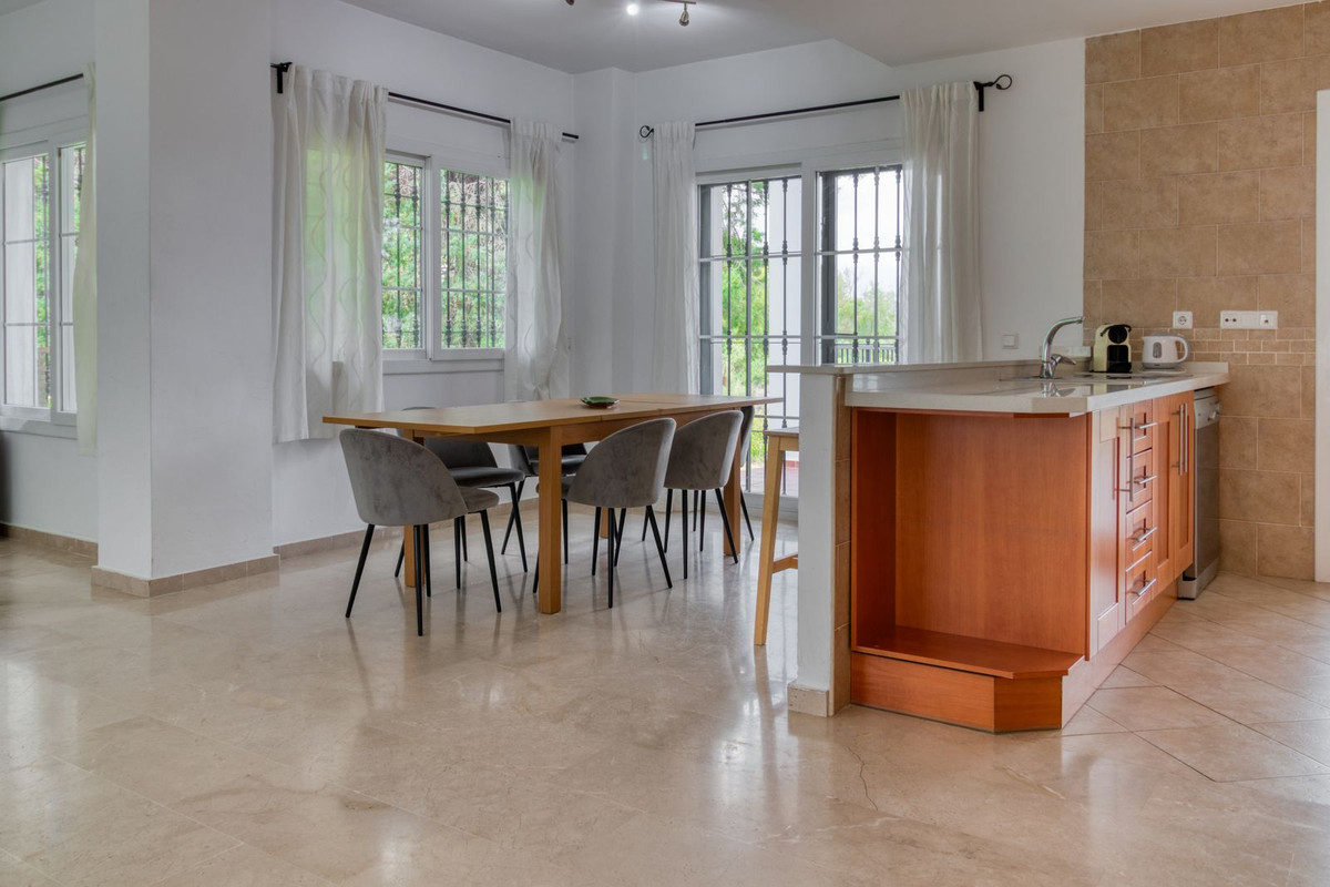 Villa for sale in Lauro Golf, Málaga, Spain