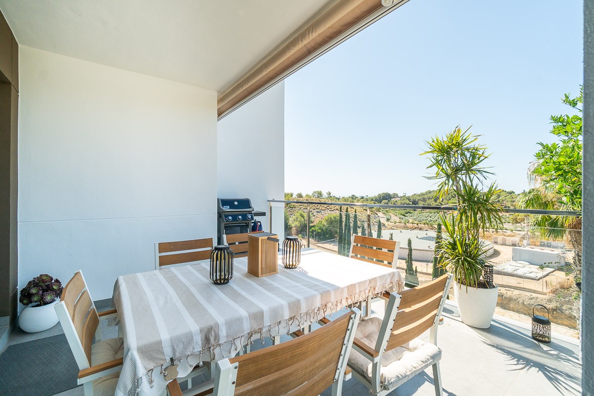 Penthouse for sale in Villamartin, Alicante, Spain