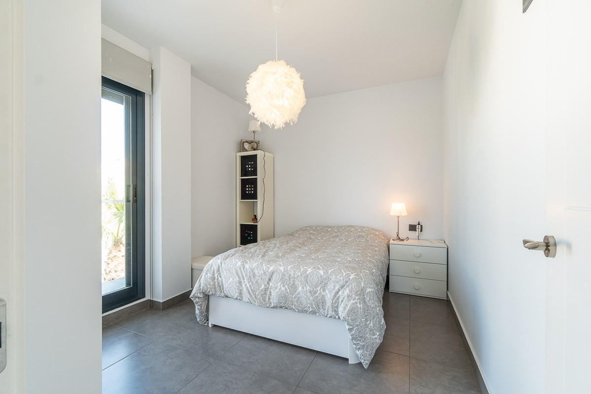 Penthouse for sale in Villamartin, Alicante, Spain