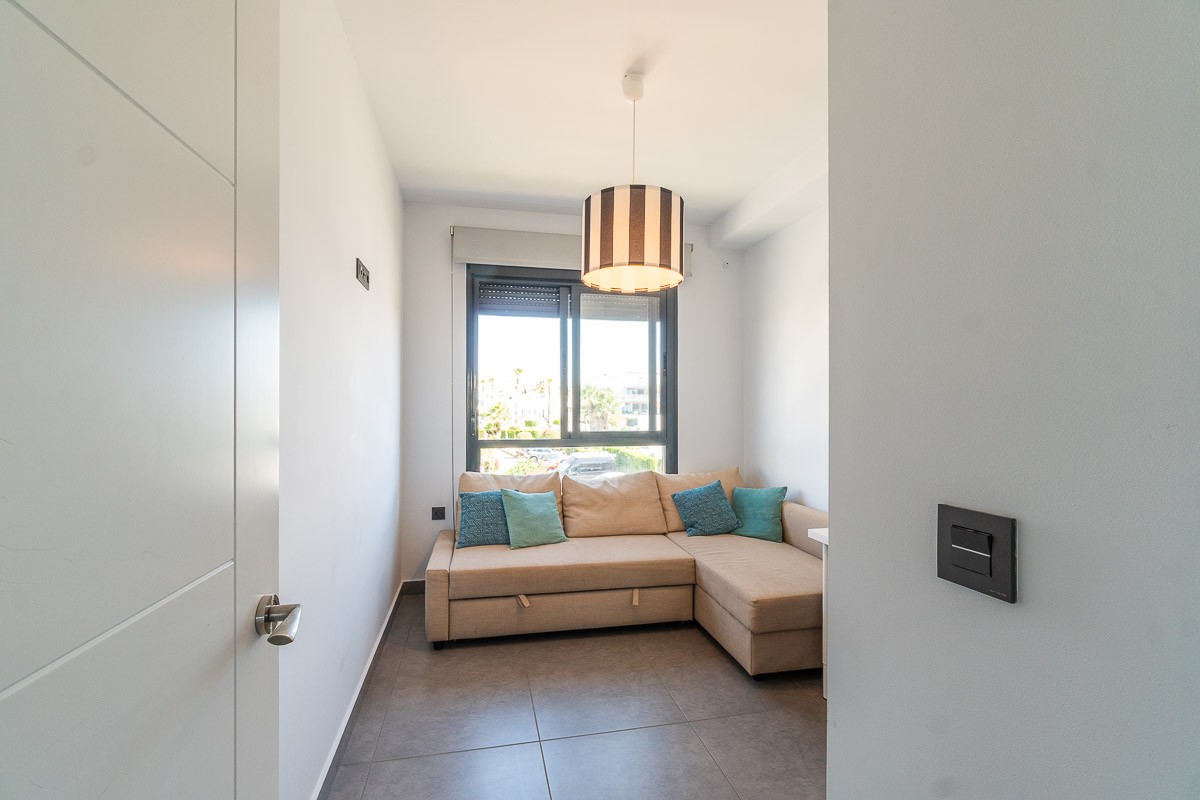 Penthouse for sale in Villamartin, Alicante, Spain