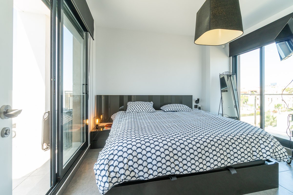 Penthouse for sale in Villamartin, Alicante, Spain