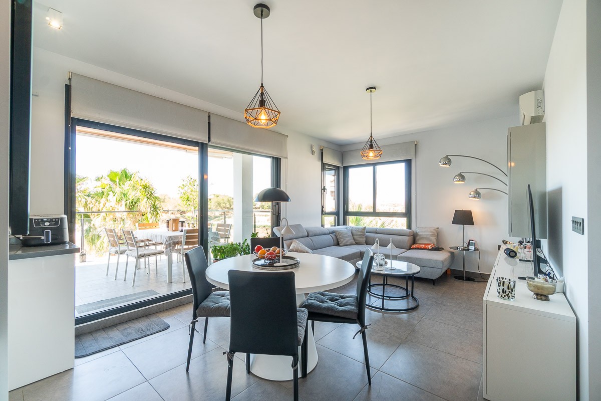Penthouse for sale in Villamartin, Alicante, Spain