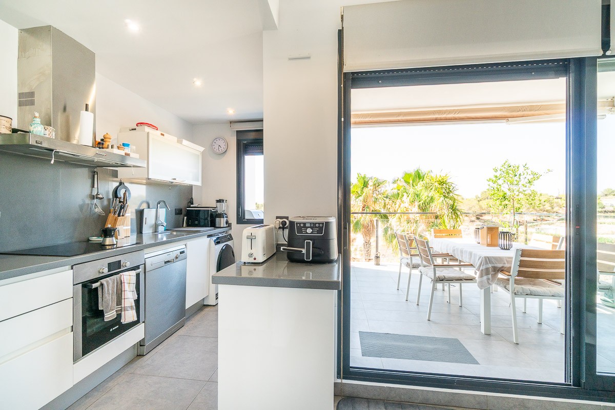 Penthouse for sale in Villamartin, Alicante, Spain