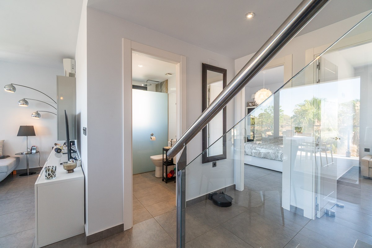 Penthouse for sale in Villamartin, Alicante, Spain