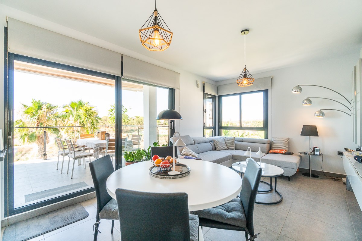 Penthouse for sale in Villamartin, Alicante, Spain