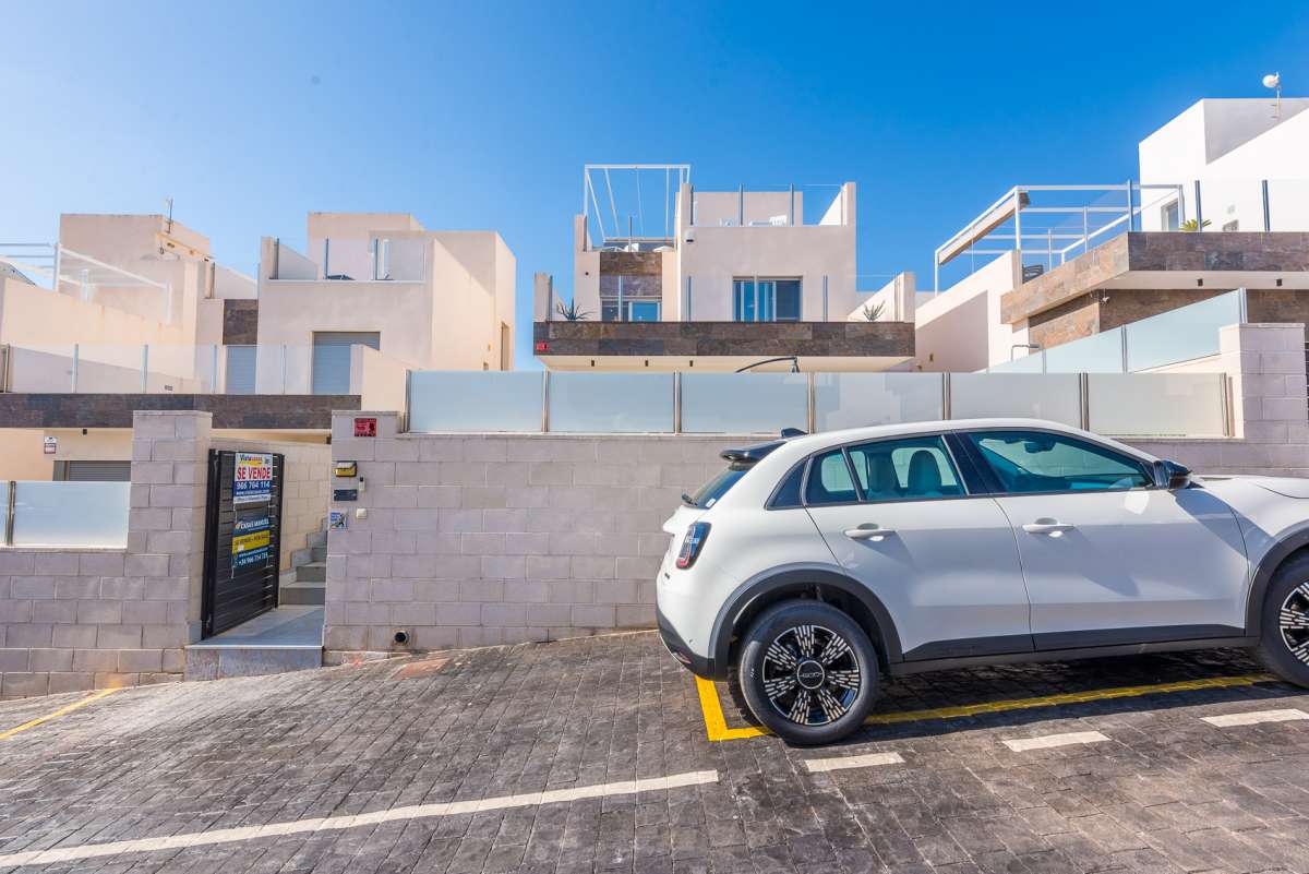 Villa for sale in Orihuela Costa, Alicante, Spain