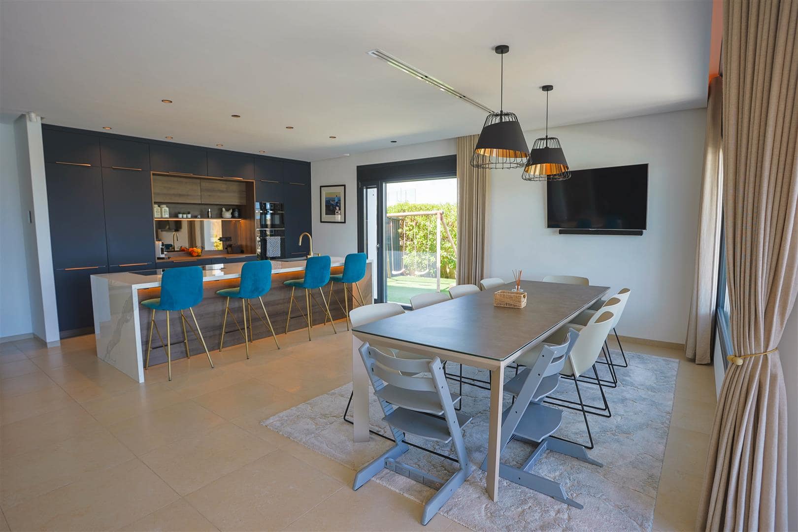 Villa en venta en La Manga Del Mar Menor