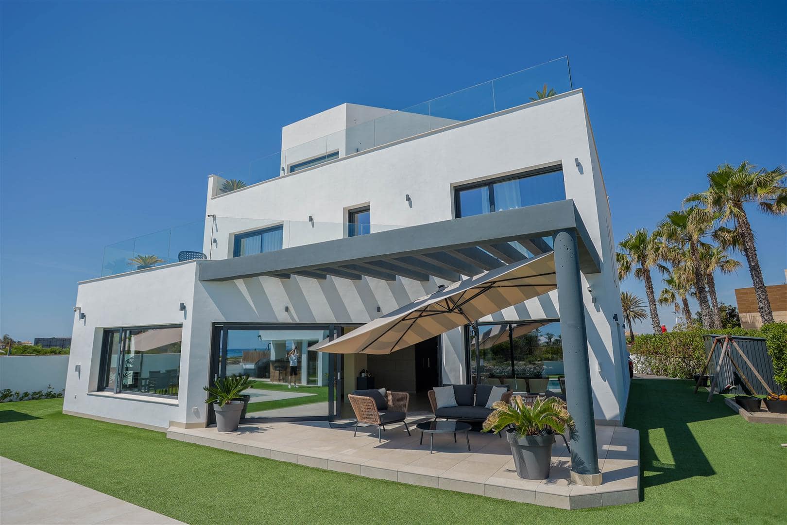 Villa en venta en La Manga Del Mar Menor