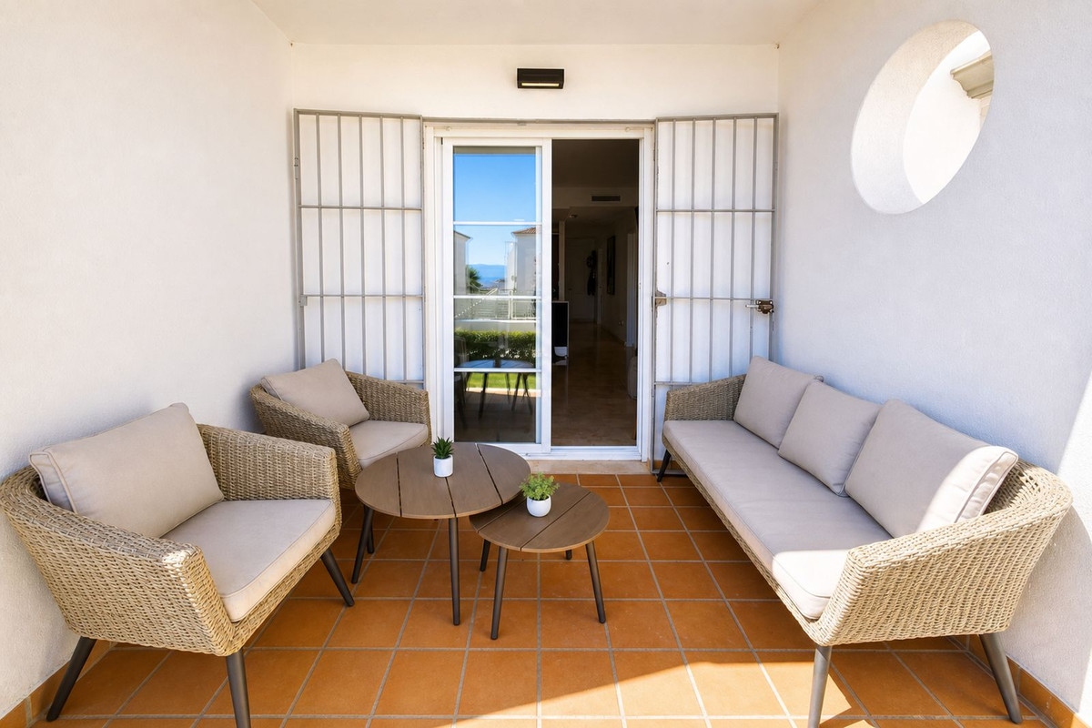 Apartment for sale in La Duquesa, Málaga, Spain