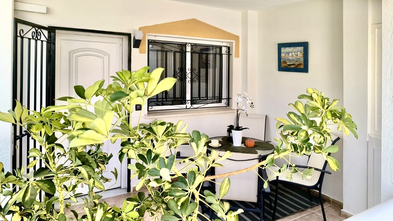 Town House for sale in Los Altos, Alicante, Spain