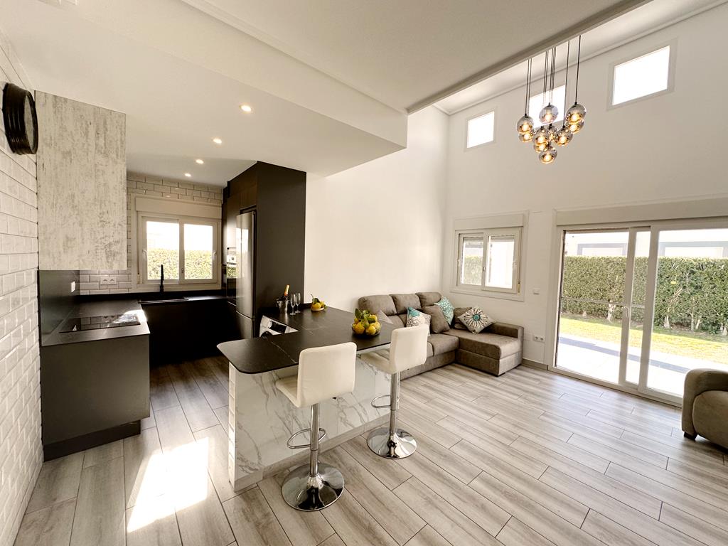 Villa en venta en La Torre Golf Resort