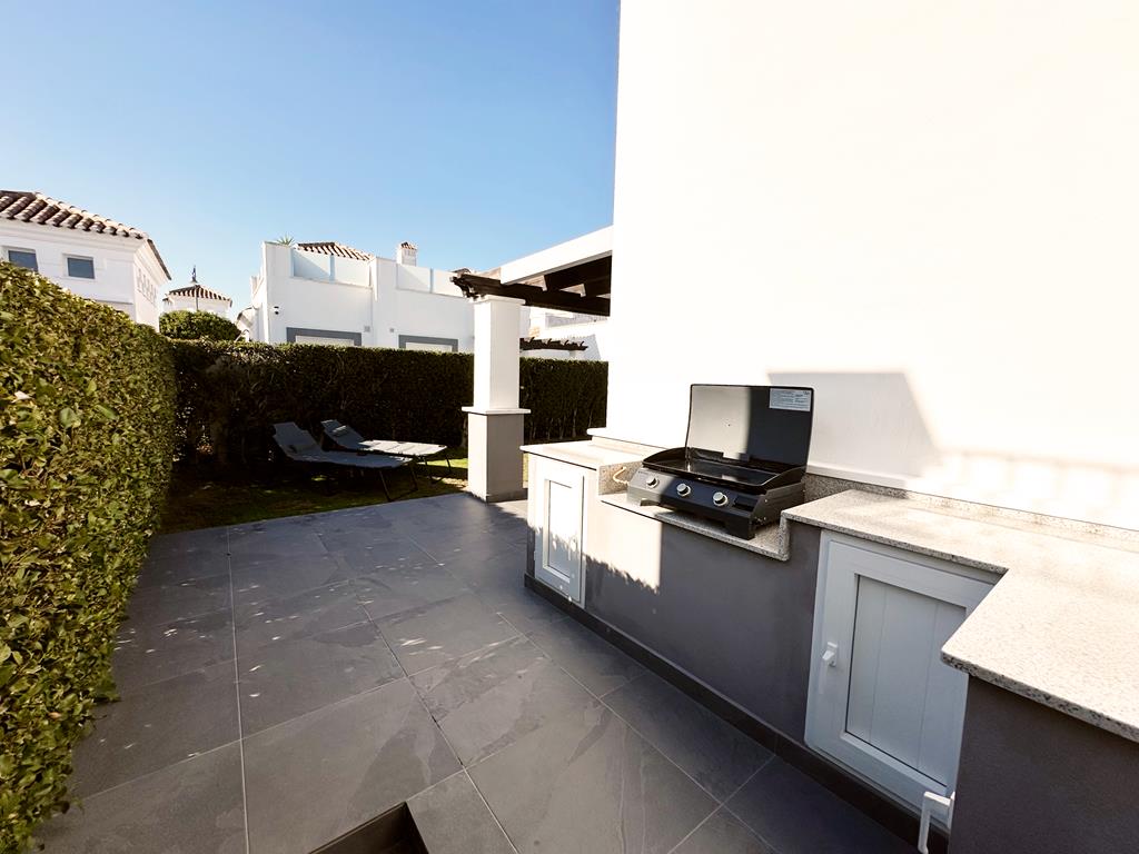 Villa en venta en La Torre Golf Resort