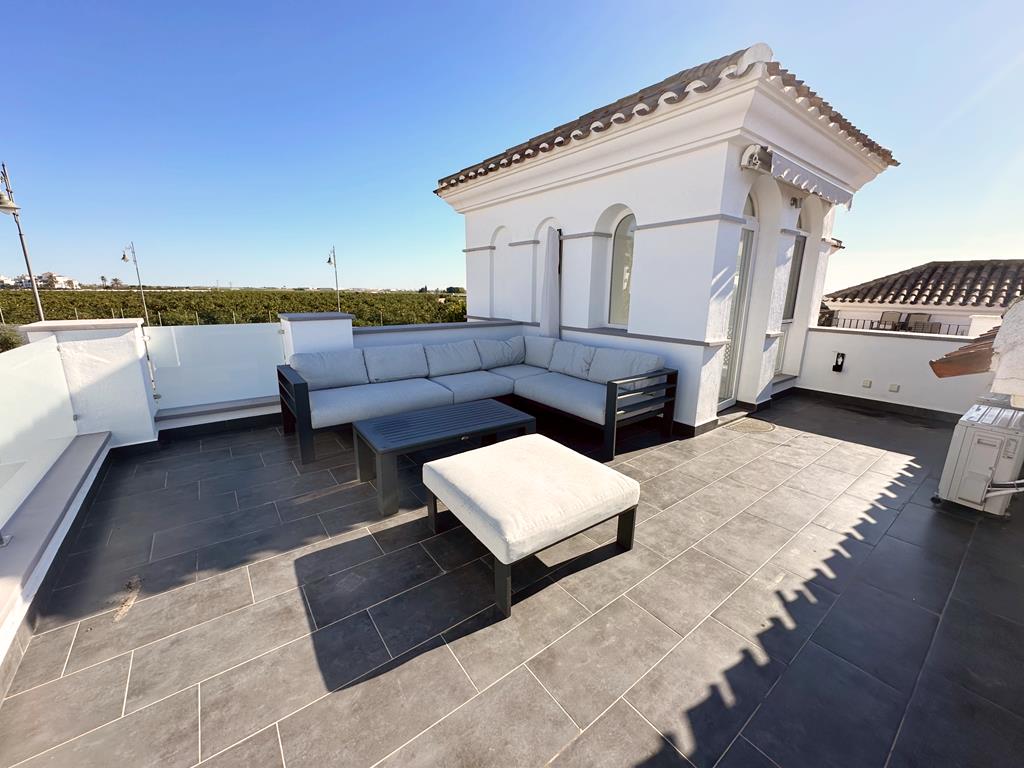 Villa en venta en La Torre Golf Resort