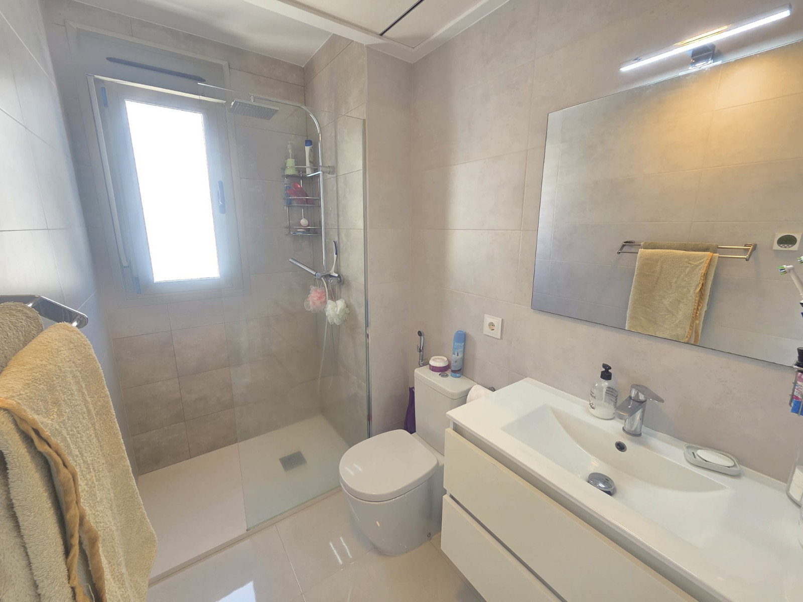 Villa for sale in San Miguel De Salinas, Alicante, Spain