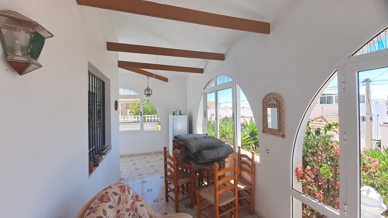 Villa en venta en San Miguel De Salinas