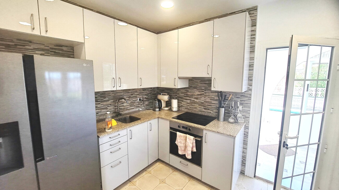 Villa en venta en San Miguel De Salinas