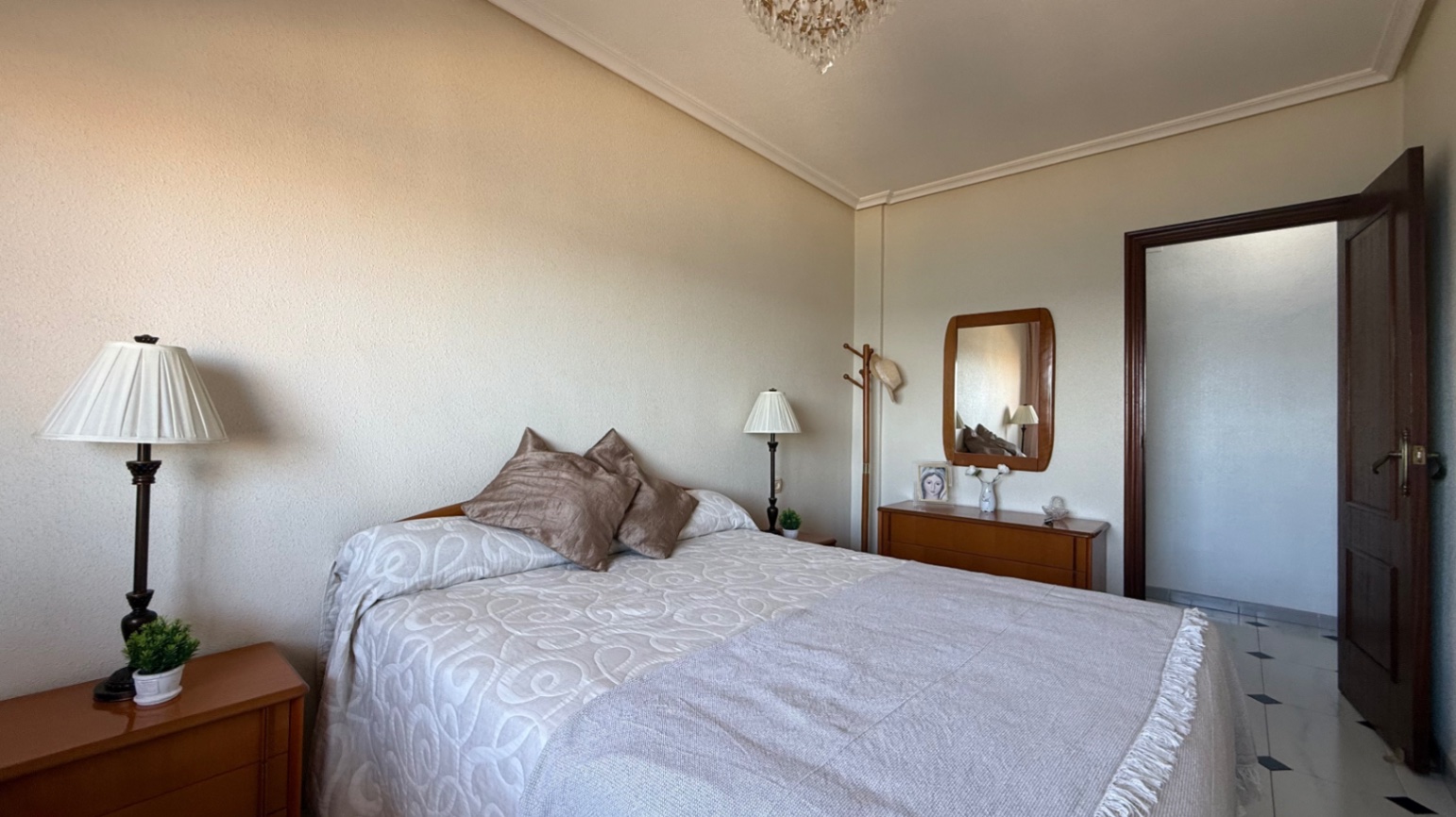 Apartment for sale in Torrevieja, Alicante, Spain