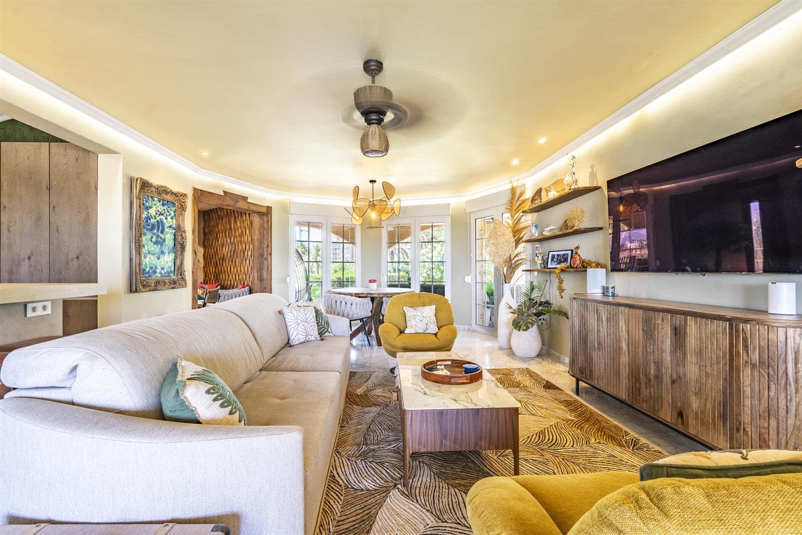 Villa en venta en La Manga Del Mar Menor