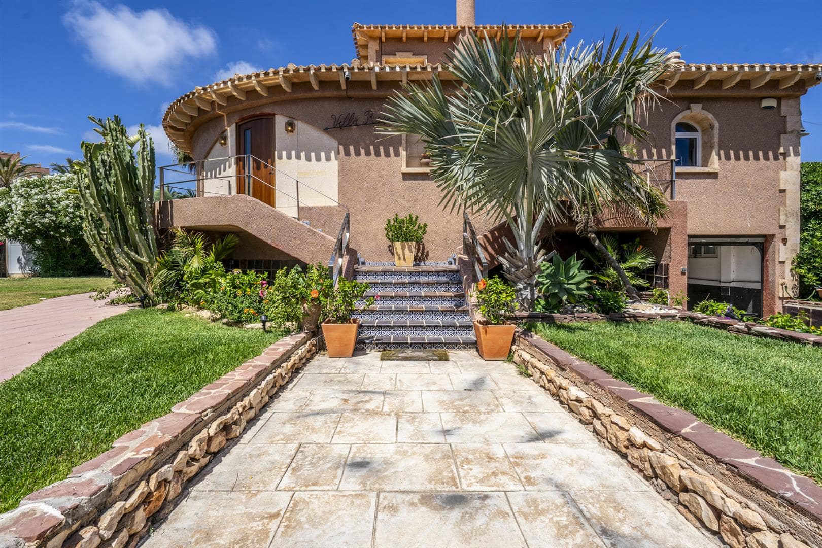 Villa en venta en La Manga Del Mar Menor