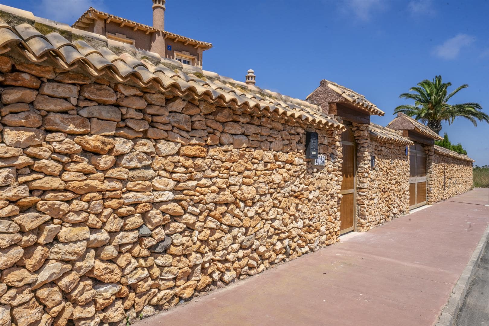 Villa en venta en La Manga Del Mar Menor